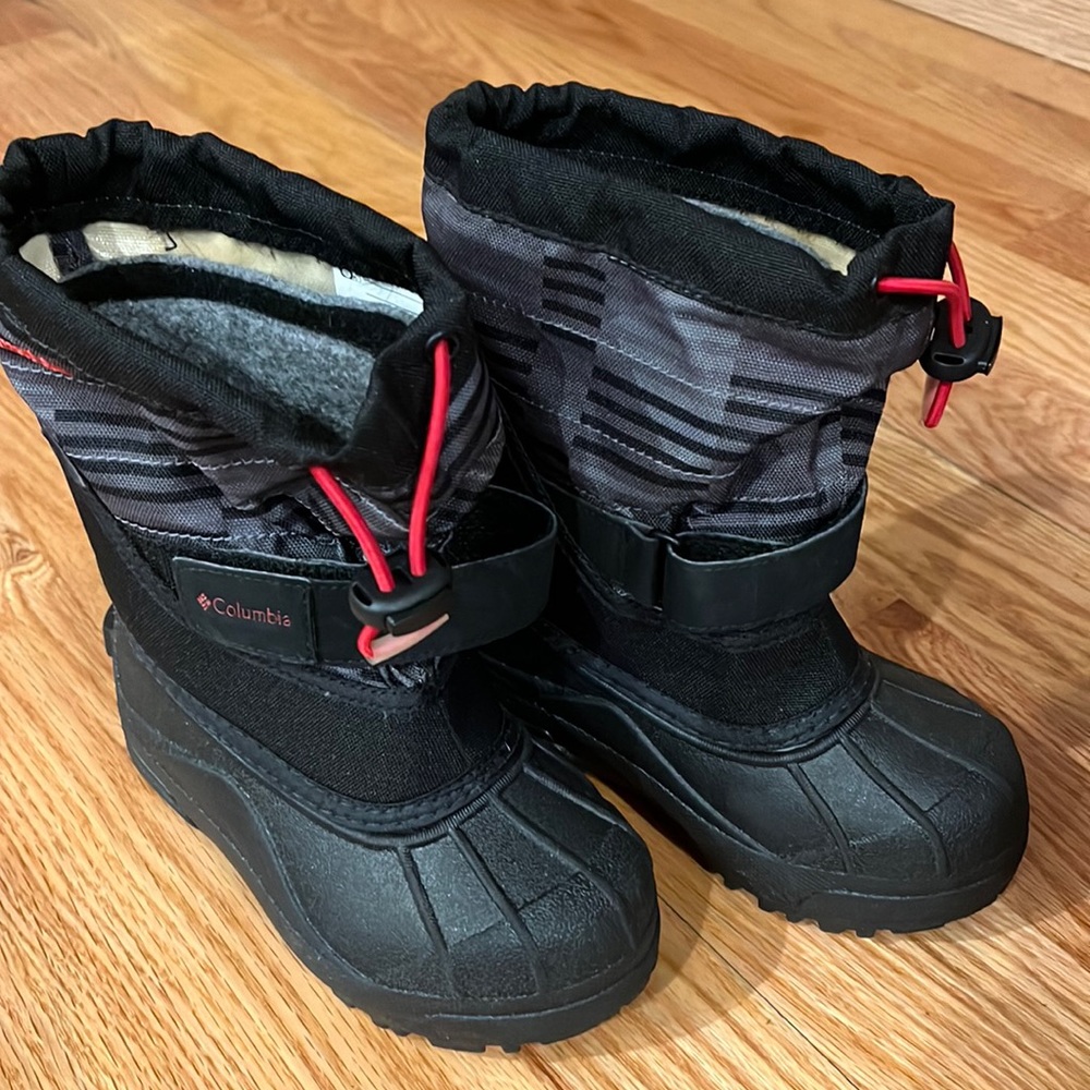 Columbia Boys Snow Boots Size 11